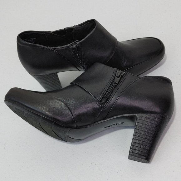 Clarks Bendables Ankle Leather Booties Black Size 8.5 - Picture 8 of 11